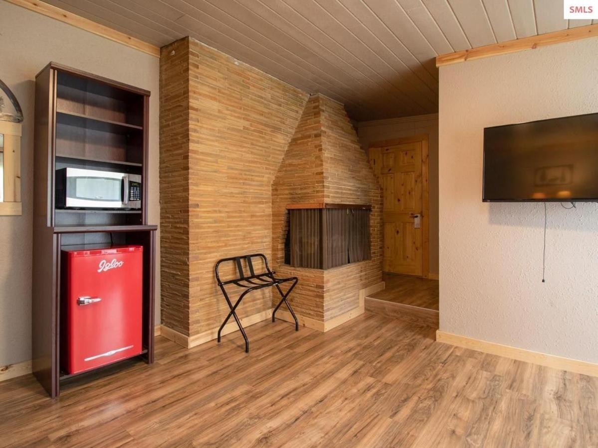 The Idaho Lodge & Rv Park Bonners Ferry Esterno foto